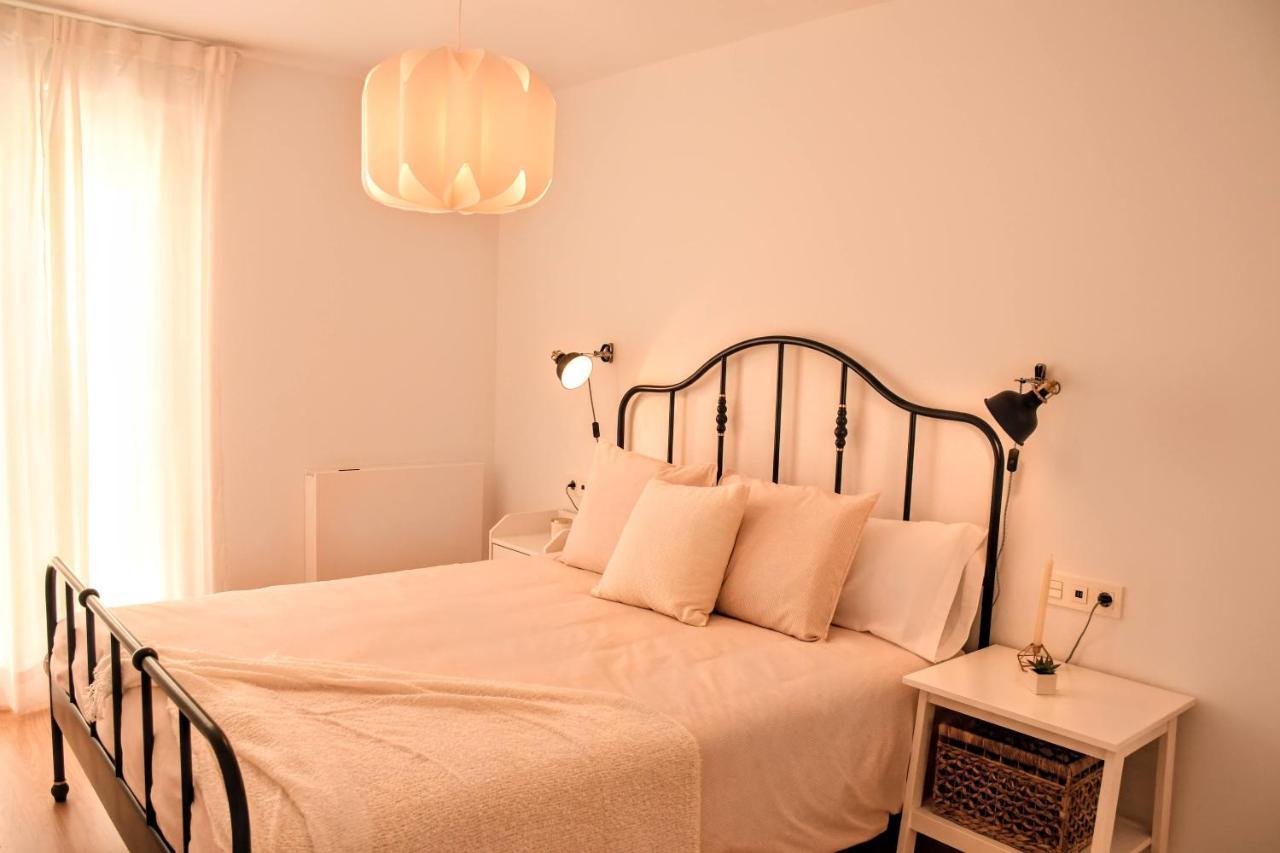 Arco Da Vella Apartamentos บียานูเอบา เด อาโรซา ภายนอก รูปภาพ