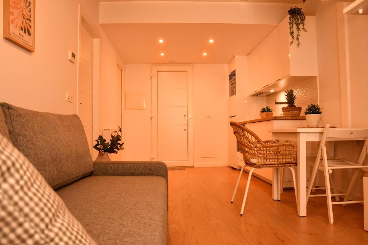 Arco Da Vella Apartamentos บียานูเอบา เด อาโรซา ภายนอก รูปภาพ