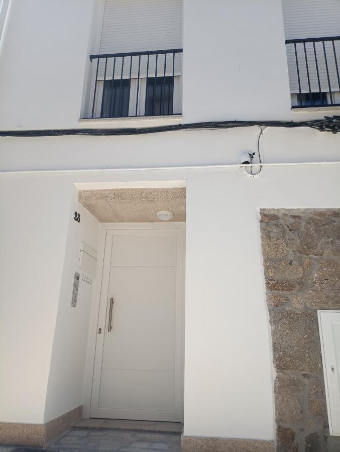 Arco Da Vella Apartamentos บียานูเอบา เด อาโรซา ภายนอก รูปภาพ